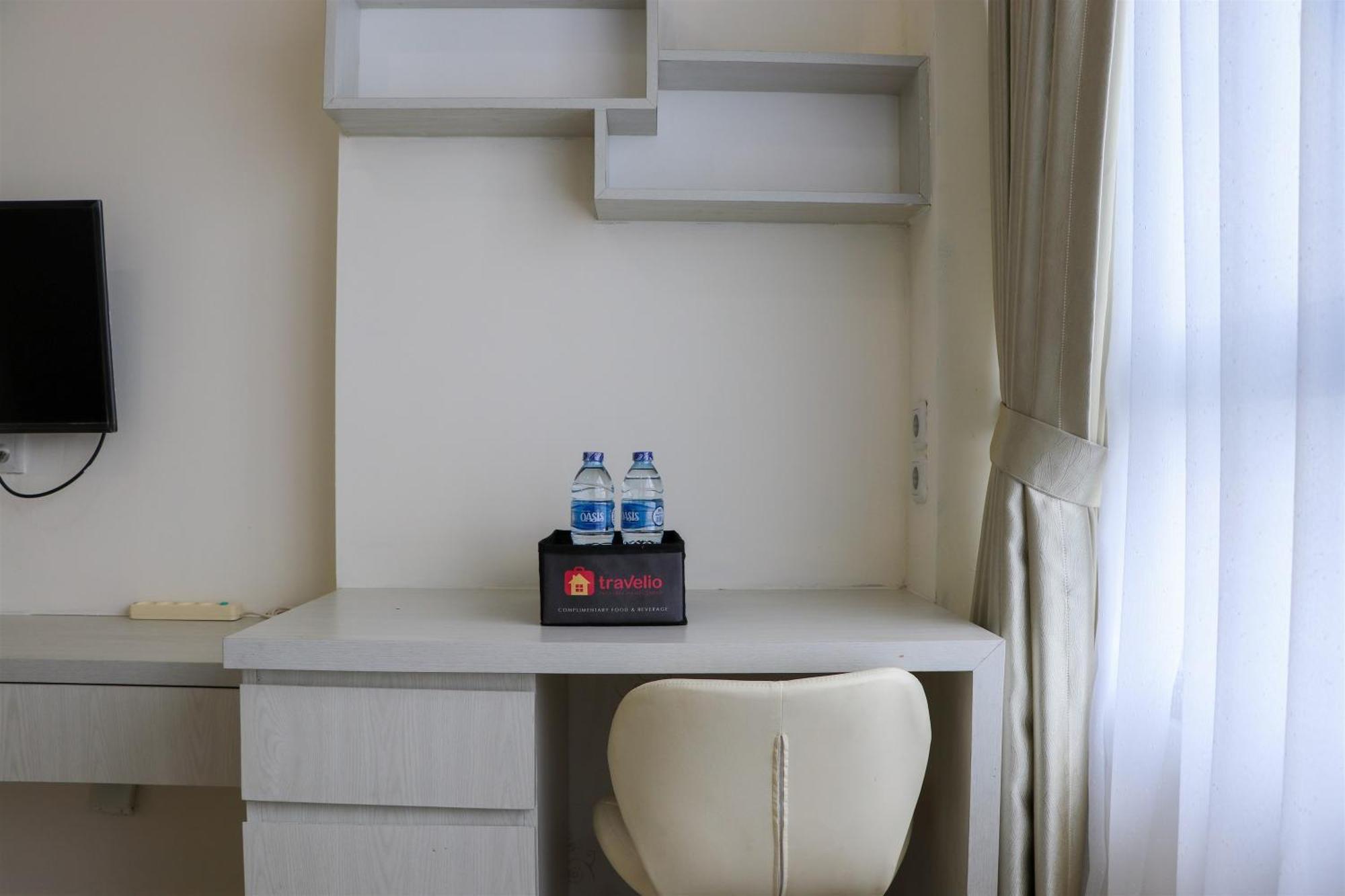 Apartemen Full Furnished With Simply Look At Springlake Summarecon By Travelio Bekasi