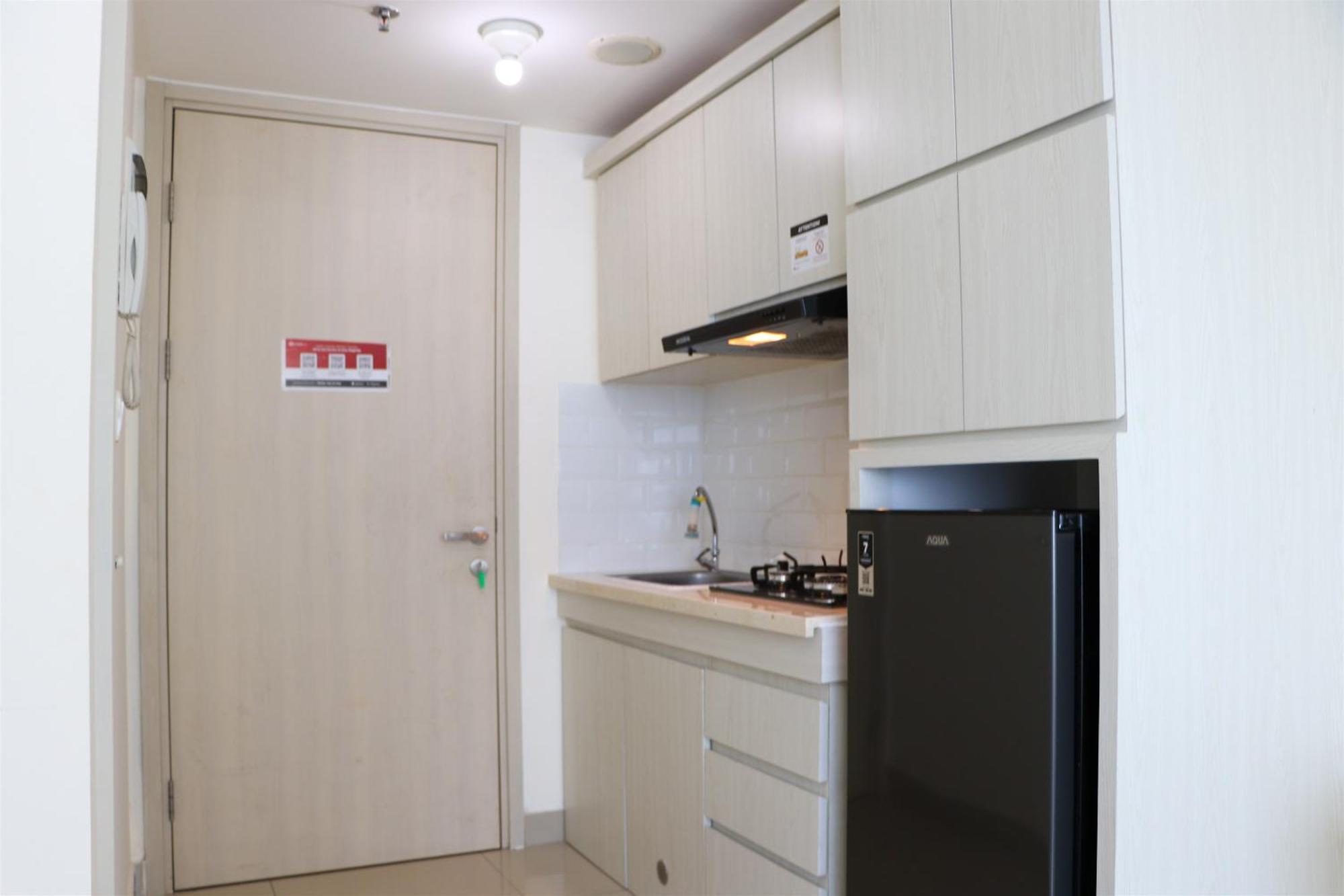 Full Furnished With Simply Look At Springlake Summarecon By Travelio Apartemen Bekasi